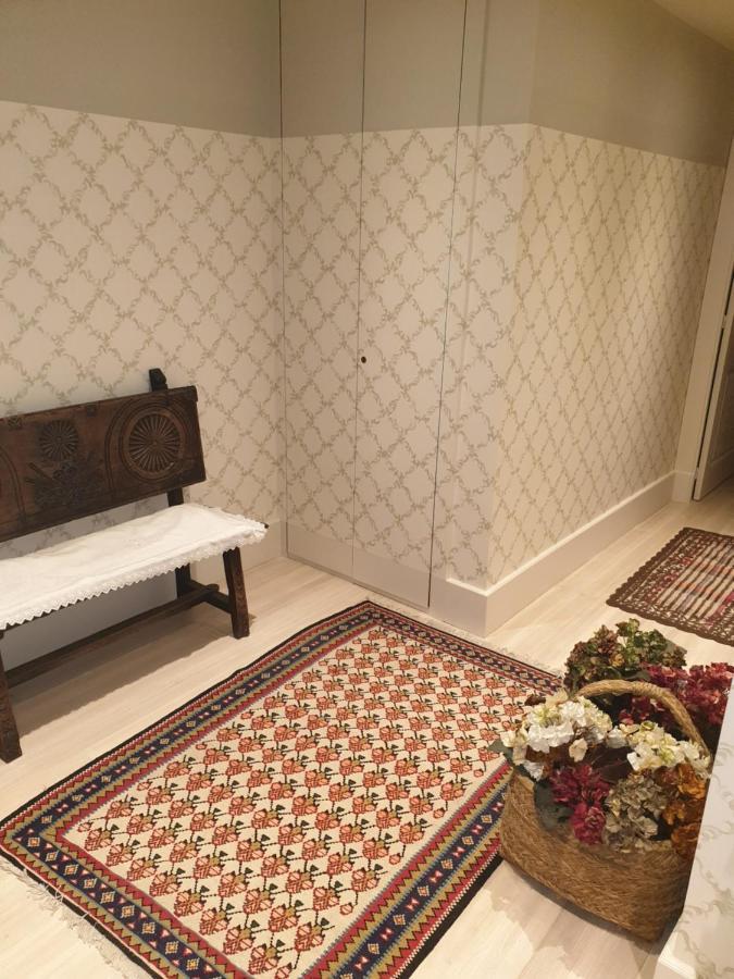 Apartamento Los Valles Хака Екстер'єр фото